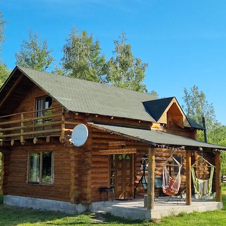 Musketeers Cabin Porumbacu de Sus Esterno foto