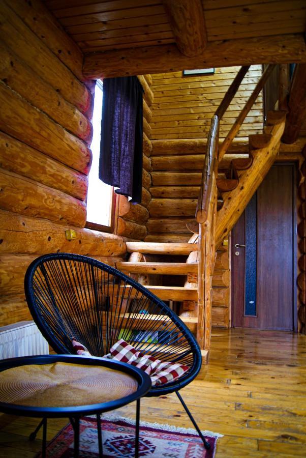 Musketeers Cabin Porumbacu de Sus Esterno foto