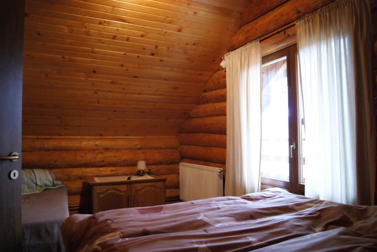Musketeers Cabin Porumbacu de Sus Esterno foto
