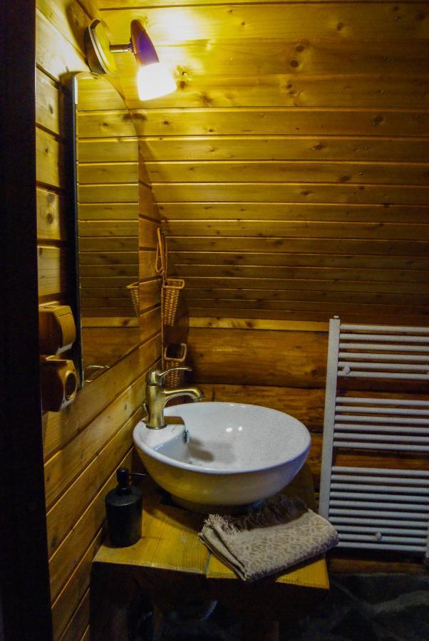 Musketeers Cabin Porumbacu de Sus Esterno foto